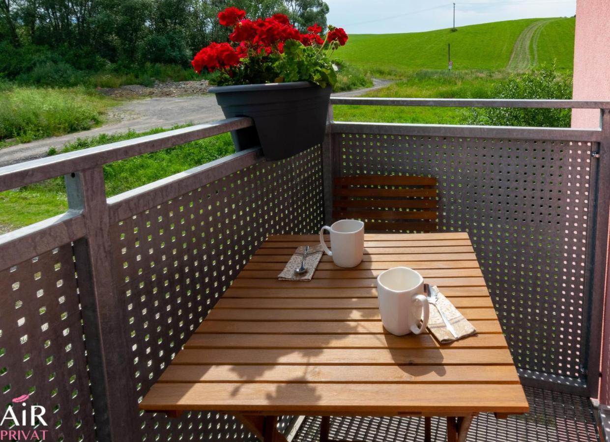 Privat Air - Pavcina Lehota Apartment Liptovsky Mikulas Exterior photo